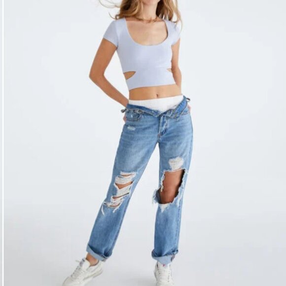 Aeropostale 90s Baggy Distressed Blue Boyfriend Denim Jeans Women's Size 6 NWT - Picture 3 of 4